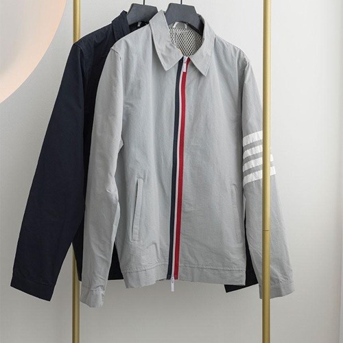톰브라운 [Thom Browne]  톰브라운 4바 스트라이프 셔츠 재킷 [H10095]  A4
