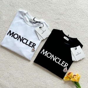 여성용 Moncler 로고 자수 반팔 티셔츠 [H2525] A4